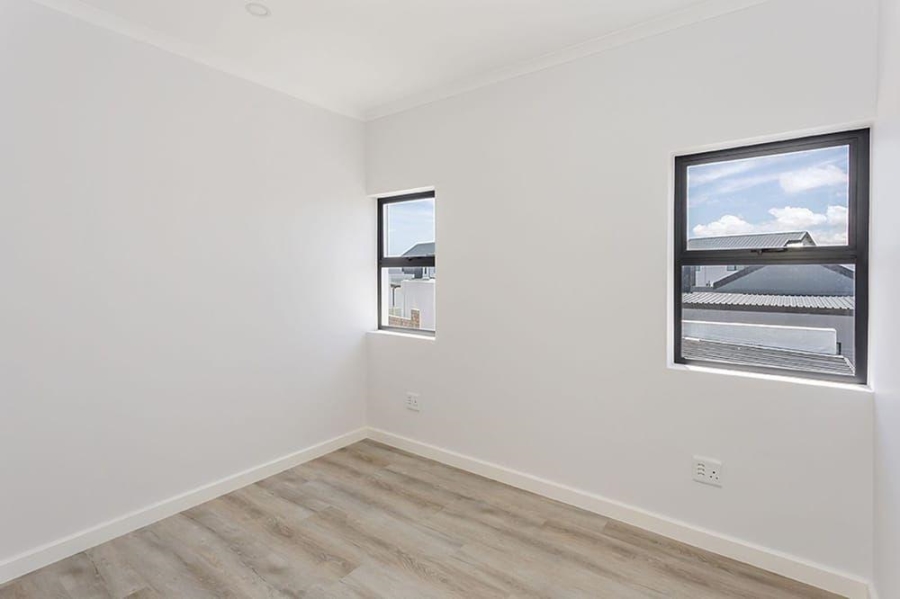 4 Bedroom Property for Sale in Sandown Western Cape